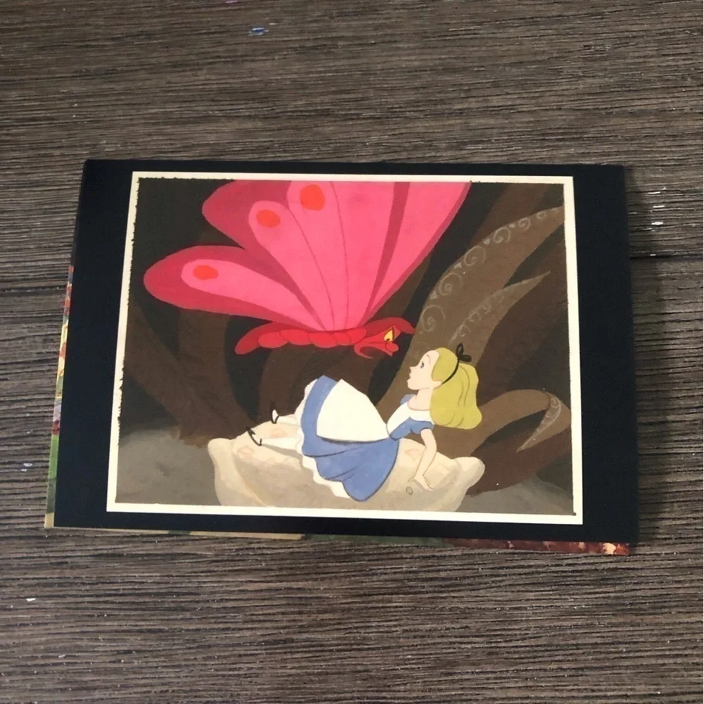 Disney Classic Movie Postcards: Alice in Wonderland 5 pack.